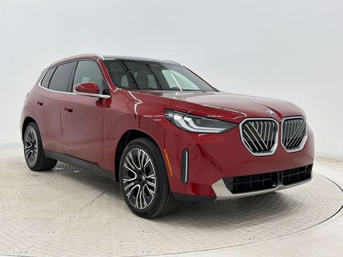 Certified 2025 BMW X3 xDrive30 w/ Premium Package AWD/4WD image 7