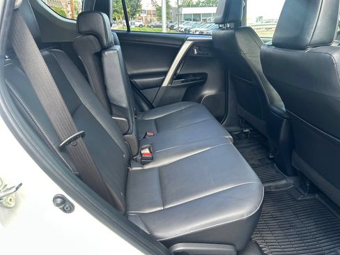 Used 2018 Toyota RAV4 Limited w/ Protection Package AWD/4WD image 31