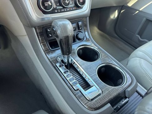 Used 2013 GMC Acadia SLT AWD/4WD image 33