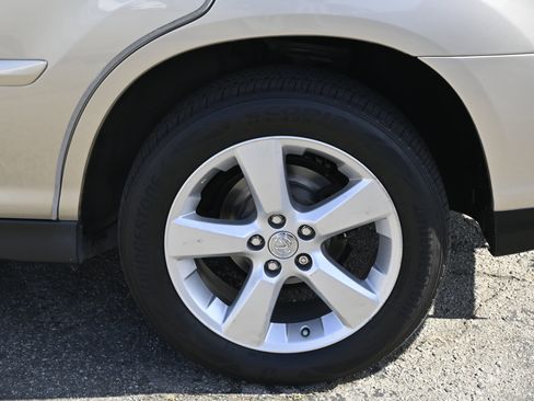 Used 2005 Lexus RX 330 AWD image 22