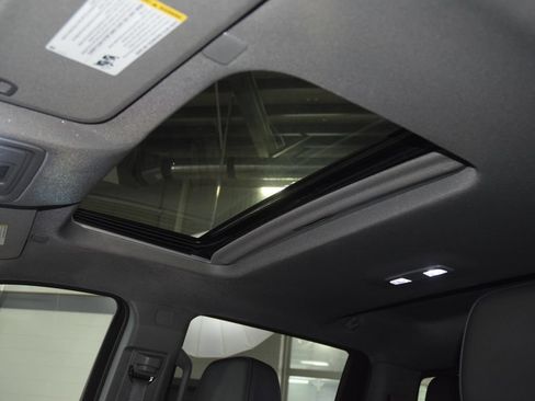 Used 2024 GMC Sierra 1500 Denali AWD/4WD image 56