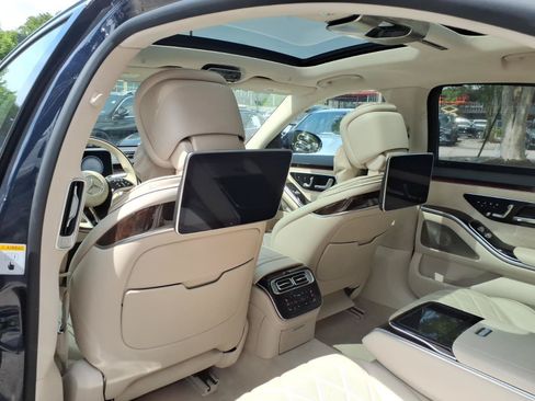 Used 2024 Mercedes-Benz S 580 4MATIC Sedan image 21