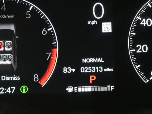 Used 2023 Honda HR-V LX image 16
