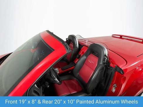 Used 2004 Chevrolet SSR w/ Preferred Equipment Group image 26