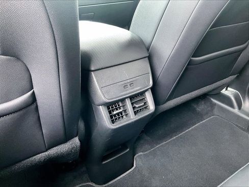 Used 2025 Chevrolet Equinox LT w/ Convenience Package II AWD/4WD image 10