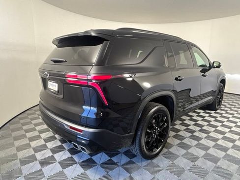 Used 2024 Chevrolet Traverse LT w/ Enhanced Driving Package AWD/4WD image 34