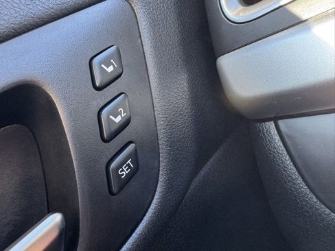 Certified 2019 Toyota Highlander Limited image 35