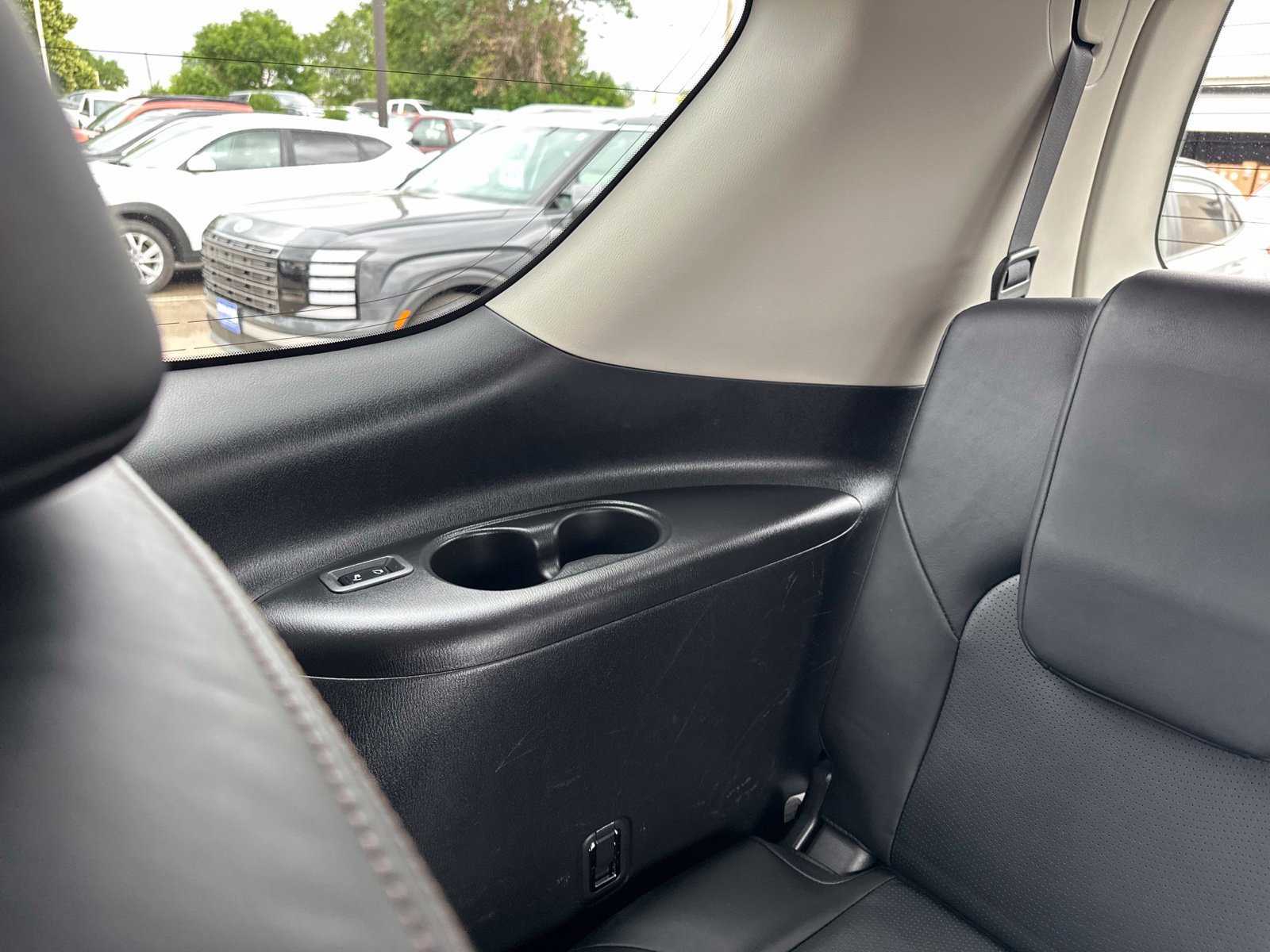 Used 2020 Nissan Armada Platinum w/ Captain's Chairs Package AWD/4WD image 26