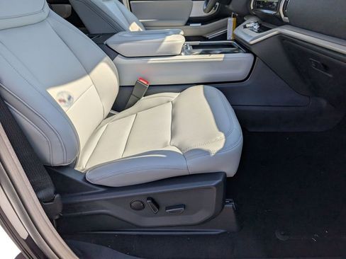 New 2026 Ford Expedition Active image 55