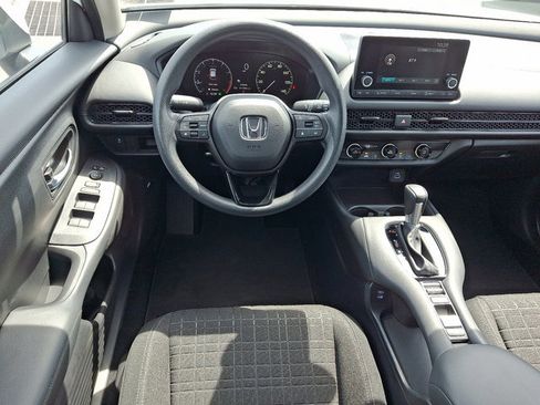 Used 2024 Honda HR-V LX image 11