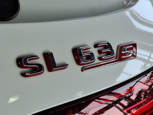 Used 2025 Mercedes-Benz SL 63 AMG S e Performance 4MATIC image 31
