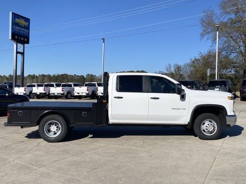 New 2026 Chevrolet Silverado 3500 W/T w/ WT Convenience Package image 6