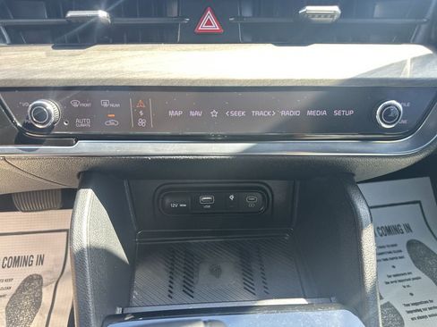 Used 2023 Kia Sportage X-Line w/ X-Line Premium Package AWD/4WD image 23