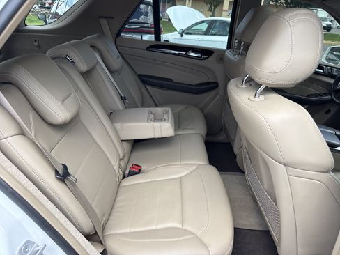 Used 2015 Mercedes-Benz ML 250 BlueTEC 4MATIC image 29