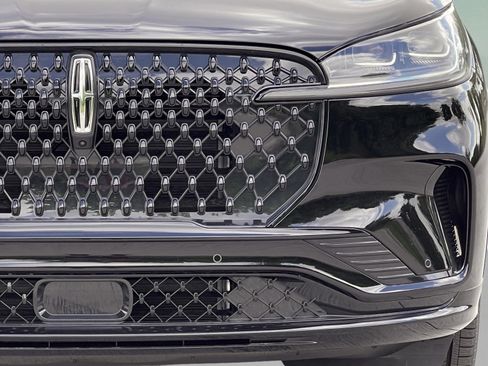 Used 2026 Lincoln Aviator Reserve image 34