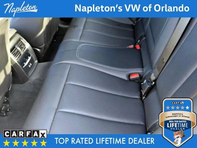 Used 2025 BMW 330i Sedan RWD image 23