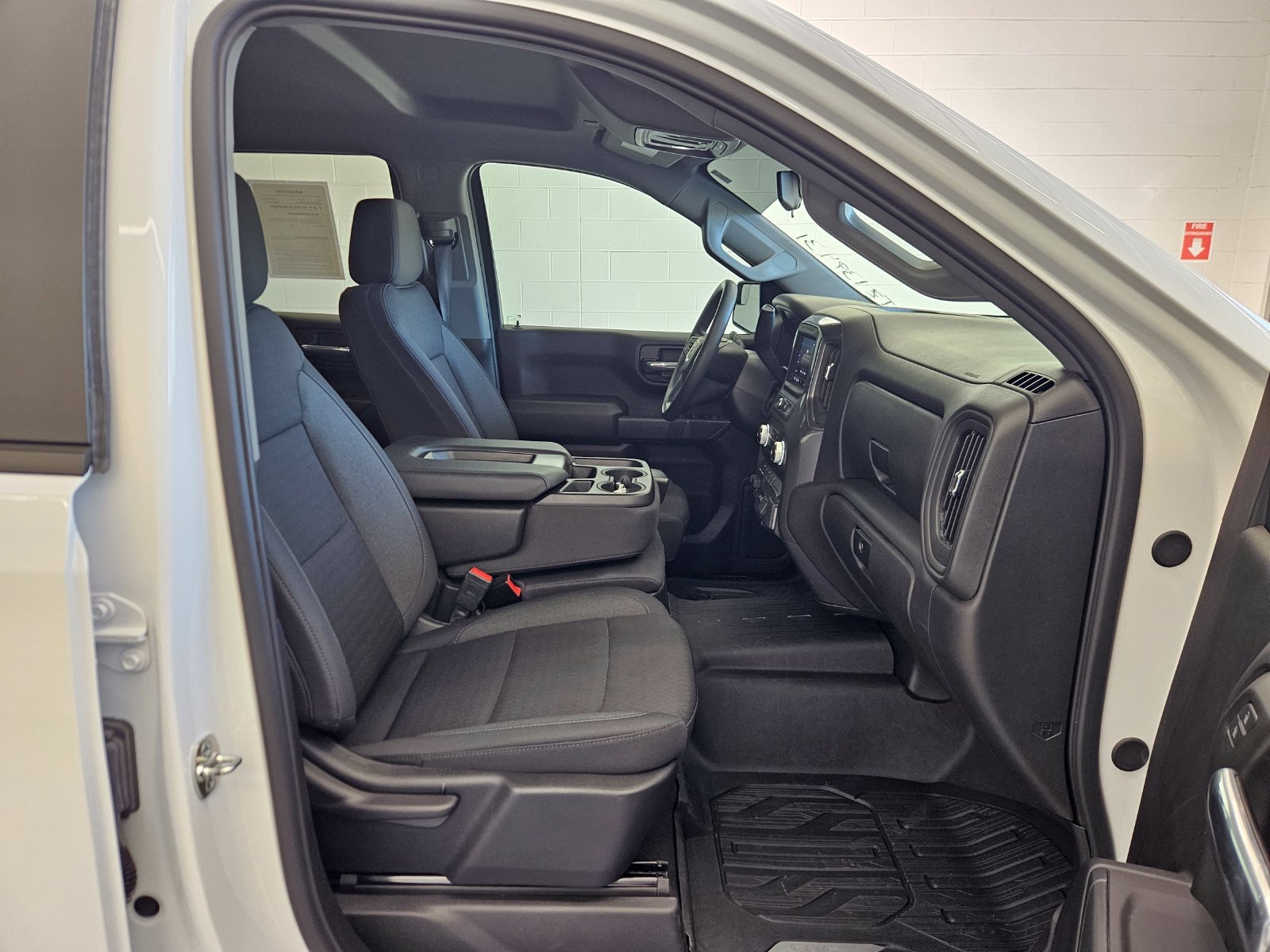 Used 2026 GMC Sierra 1500 Pro w/ Graphite Edition AWD/4WD image 31