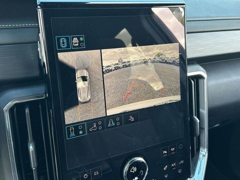 New 2026 GMC Acadia Elevation image 15