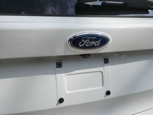 Used 2018 Ford Escape SE FWD image 7