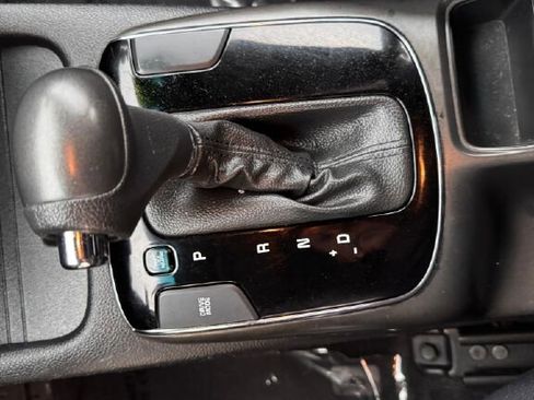 Used 2017 Kia Forte LX w/ LX Popular Package image 16