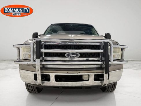 Used 2005 Ford F250 XL image 12