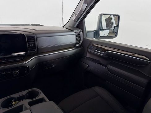 Used 2024 Chevrolet Silverado 3500 LT AWD/4WD image 20