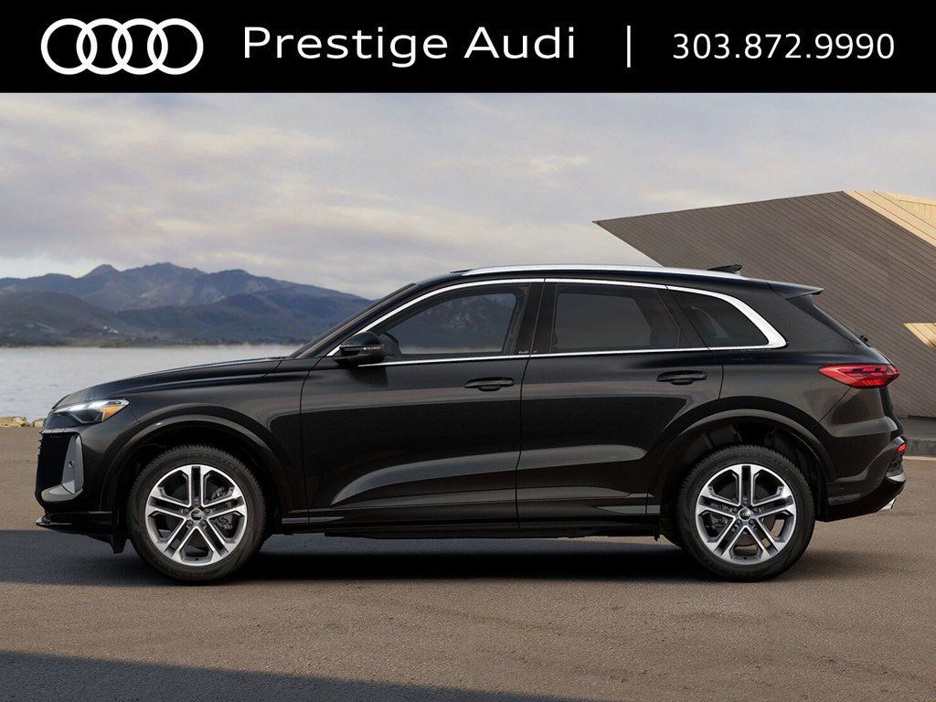 Used 2025 Audi Q5 Premium w/ Convenience Package AWD/4WD image 30