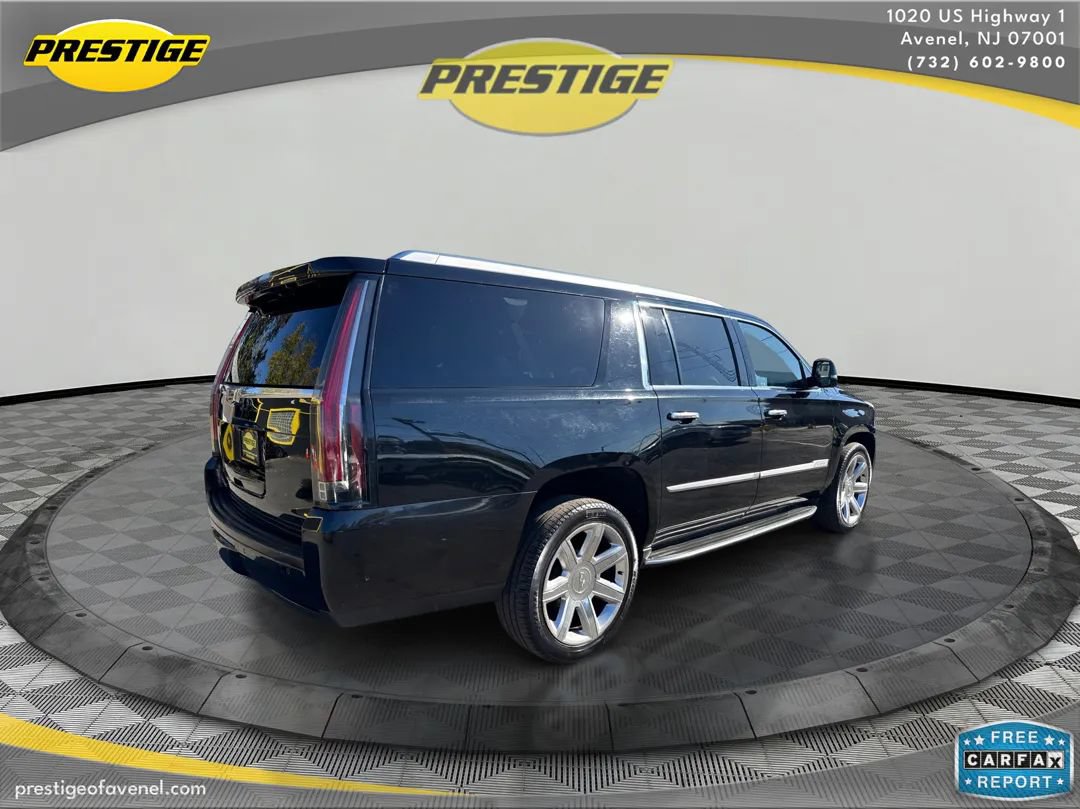 Used 2020 Cadillac Escalade ESV Luxury AWD/4WD image 5