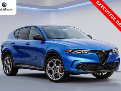 New 2025 Alfa Romeo Tonale w/ Premium Package