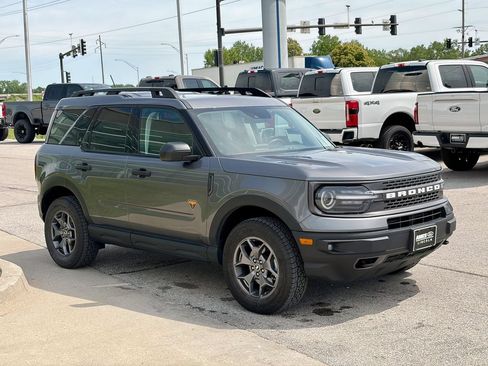 Used 2023 Ford Bronco Sport Badlands AWD/4WD image 7
