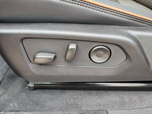 New 2026 GMC Canyon AT4 w/ Technology Plus Package image 18