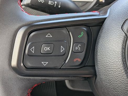 Used 2024 Jeep Wrangler Unlimited Rubicon AWD/4WD image 24