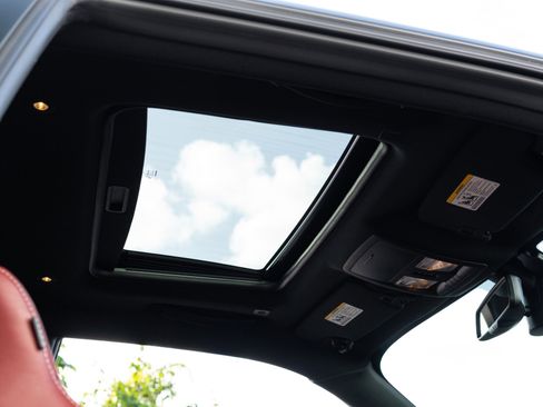 Used 2019 Dodge Challenger SRT Hellcat Redeye image 53