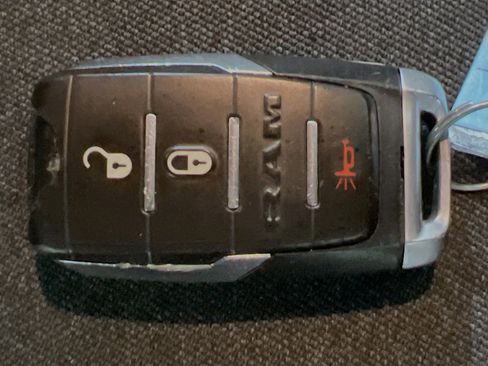 Used 2019 RAM 1500 Big Horn image 35