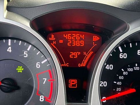 Used 2013 Nissan Juke SV image 25