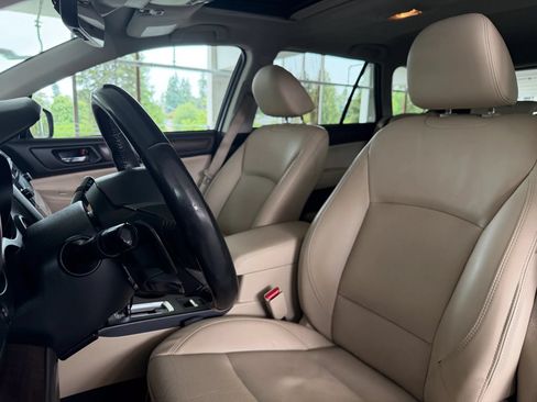 Used 2018 Subaru Outback 2.5i Limited AWD/4WD image 17