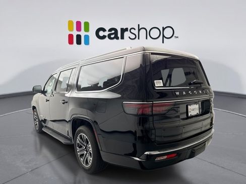 Used 2023 Jeep Wagoneer L 4WD w/ Premium Group I image 3