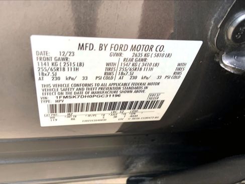 Used 2023 Ford Explorer XLT RWD image 33