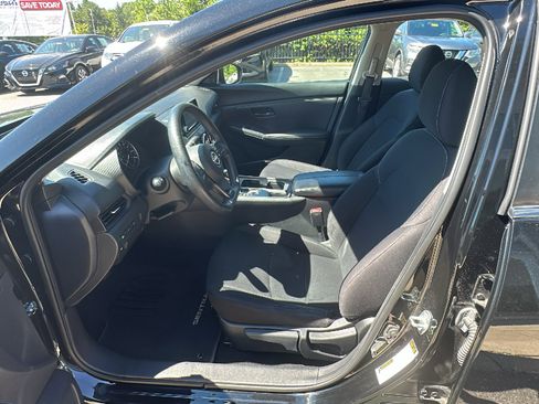 Used 2024 Nissan Sentra S FWD image 11