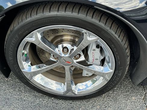 Used 2013 Chevrolet Corvette Grand Sport w/ 3LT Preferred Equipment Group RWD image 12