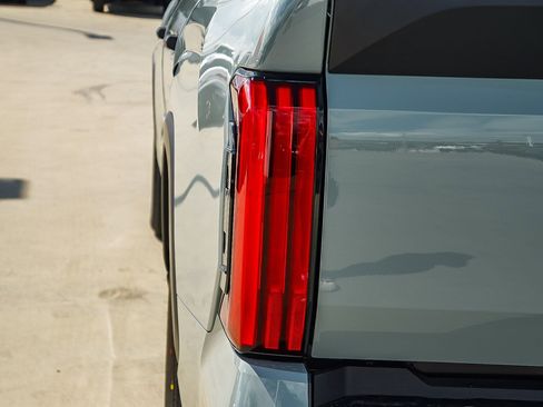 New 2026 Toyota Tundra SR5 image 8