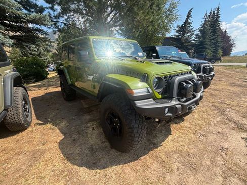 New 2025 Jeep Wrangler Unlimited Rubicon 392 image 18