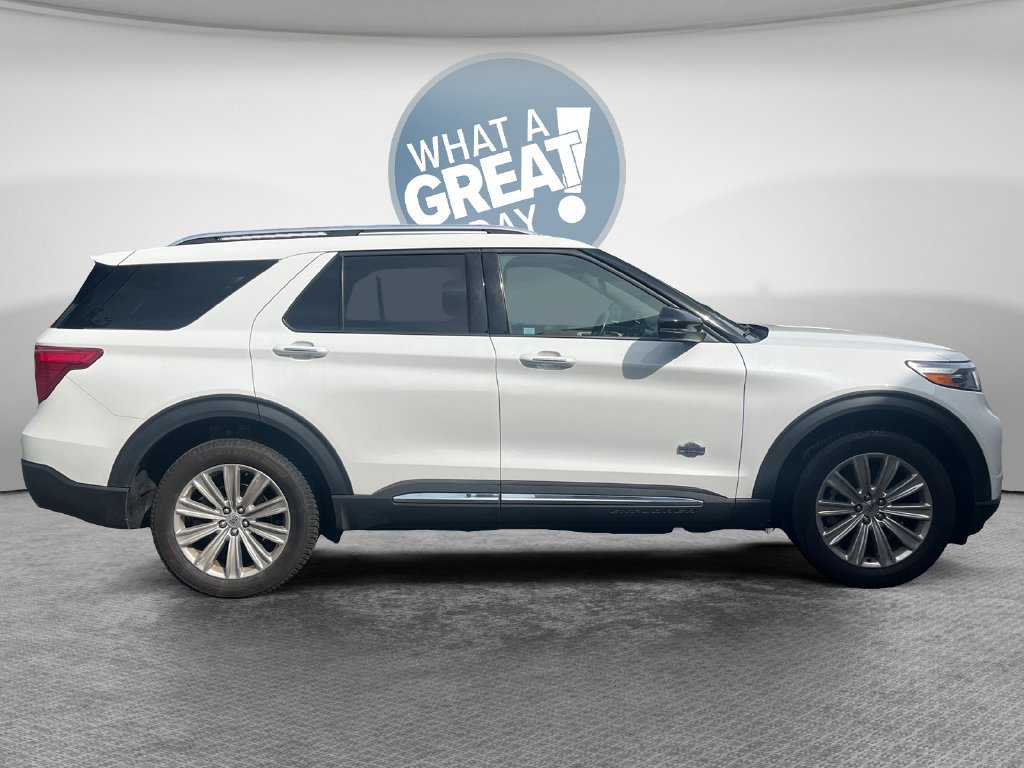 Used 2021 Ford Explorer King Ranch w/ Premium Technology Package AWD/4WD image 2