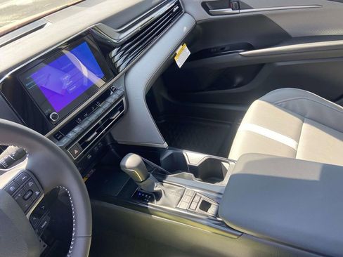 New 2026 Toyota Camry SE FWD image 21