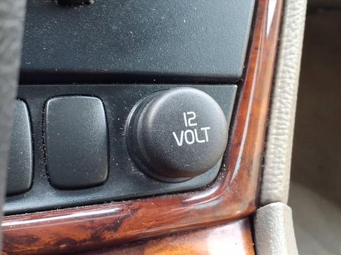 Used 2006 Volvo XC70 image 23