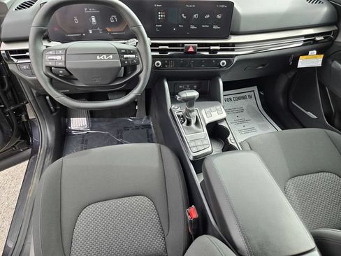 New 2026 Kia Sportage LX FWD image 19