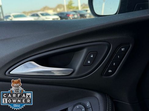 Used 2021 Buick Encore GX Essence w/ Sport Touring Package FWD image 27