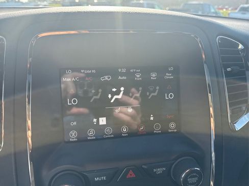 Used 2020 Dodge Durango GT AWD/4WD image 11