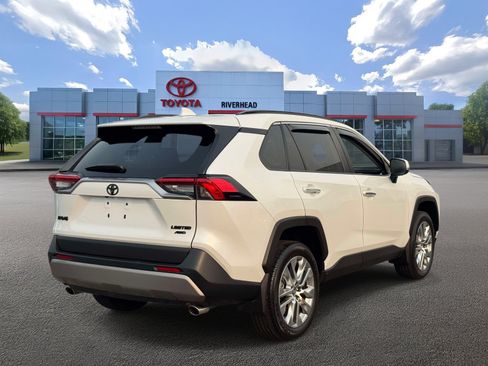 Used 2024 Toyota RAV4 Limited w/ Advanced Technology Package AWD/4WD image 7