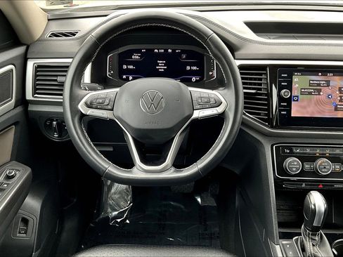 Used 2023 Volkswagen Atlas SEL image 5